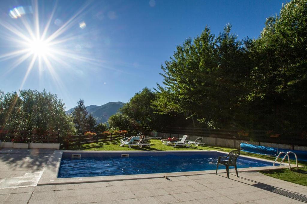 Apartamento Aguilera Apartment Naut Aran Exterior photo